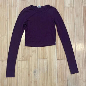 Aritzia long sleeved crop top, xs